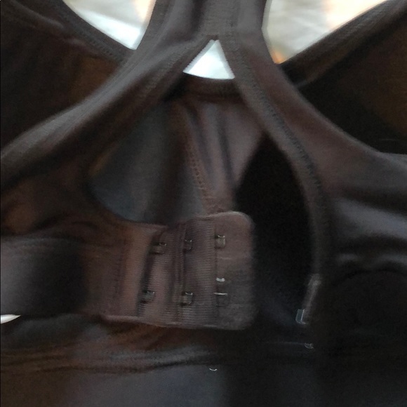 New XS padded Black sports bra - Picture 5 of 5